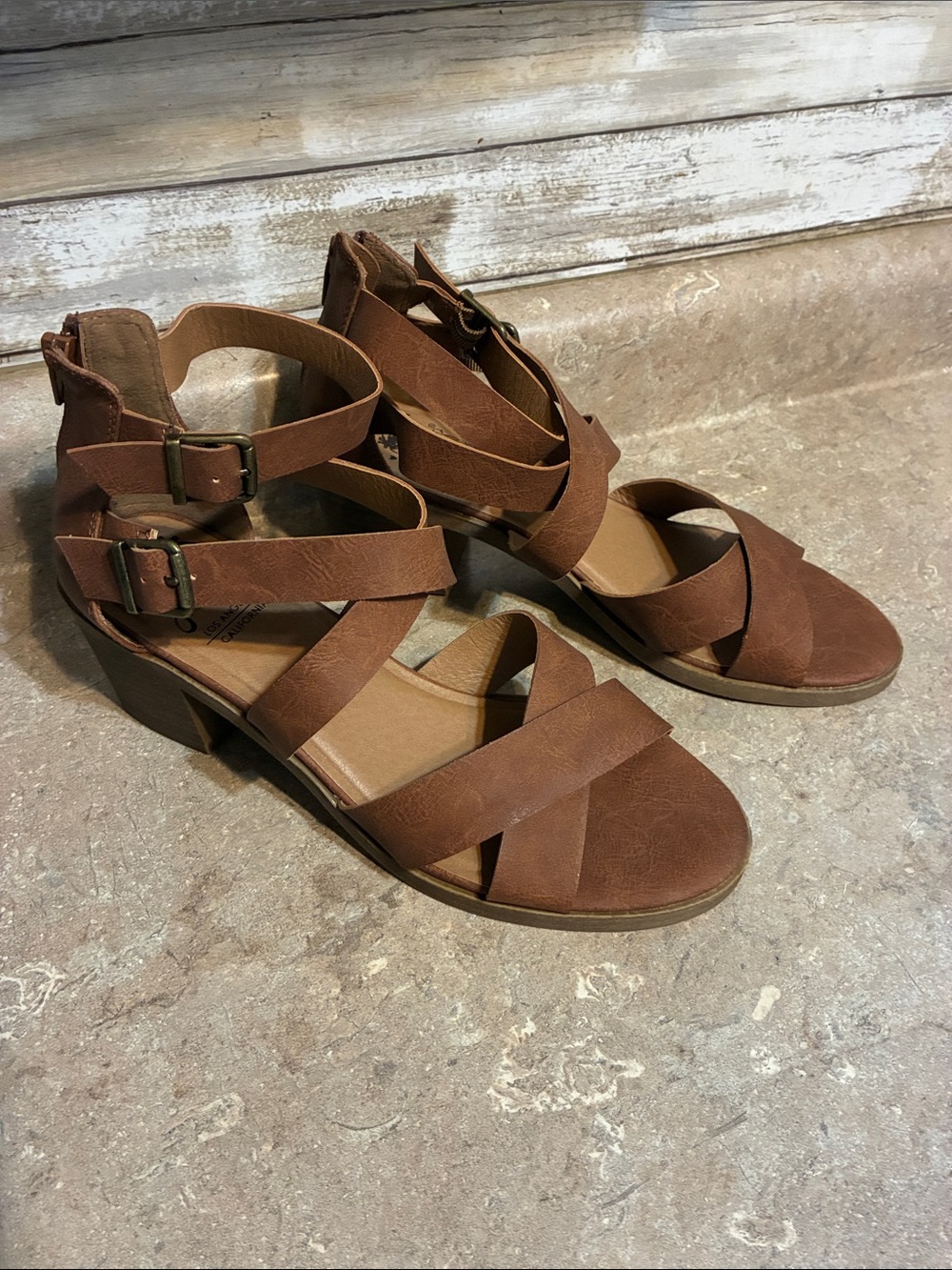 Jelly Pop Size 10 M Brown Strappy Block Heel Sandals